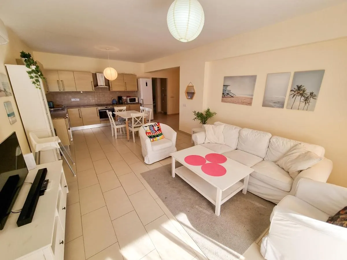 The Seahorse Apartment Tersephanou